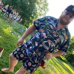 Meet your Posher, Ray